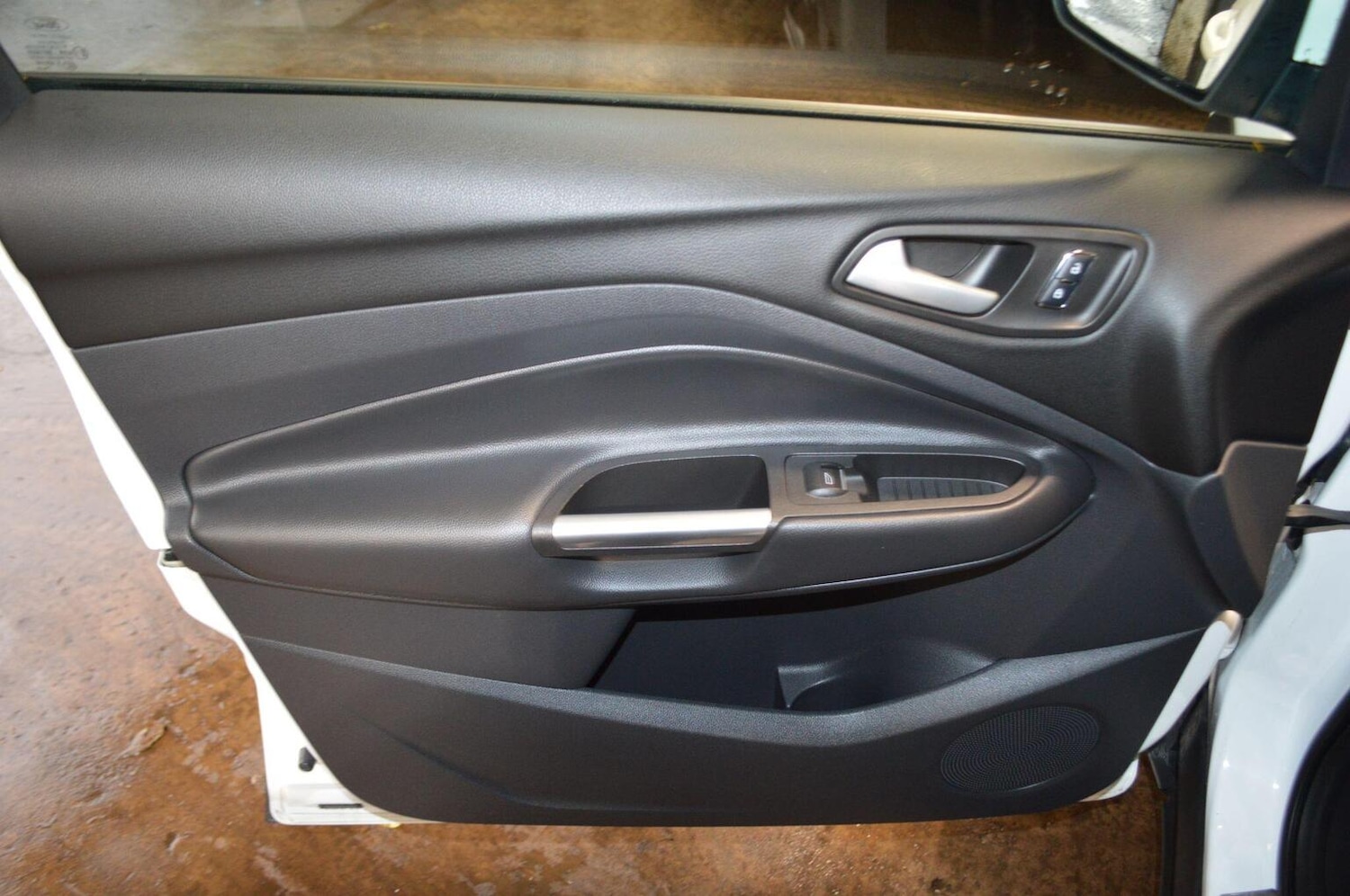 Used Ford Kuga 2015 for sale - 76884858: Photo 27