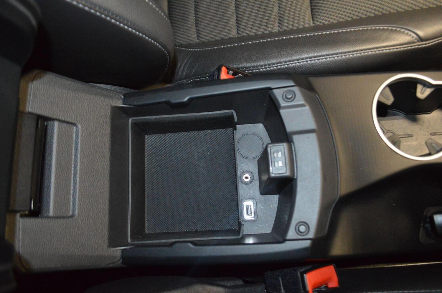 Used Ford Kuga 2015 for sale - 76884858: Photo 35