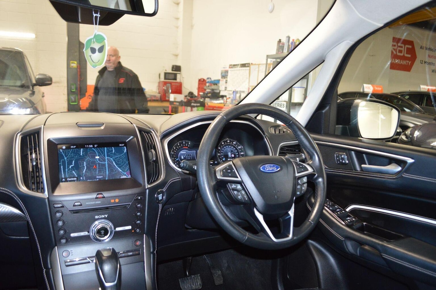 Used Ford S-Max 2017 for sale - 76784956: Photo 15