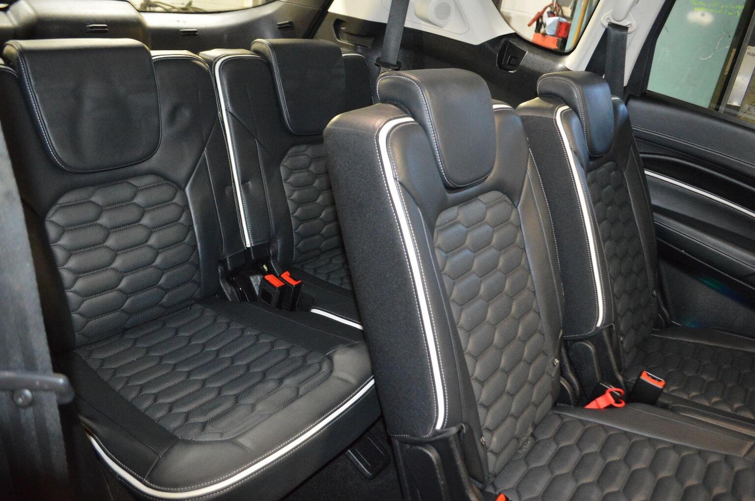 Used Ford S-Max 2017 for sale - 76784956: Photo 24