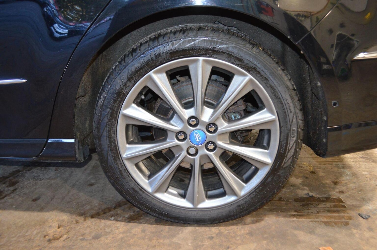 Used Ford S-Max 2017 for sale - 76784956: Photo 29