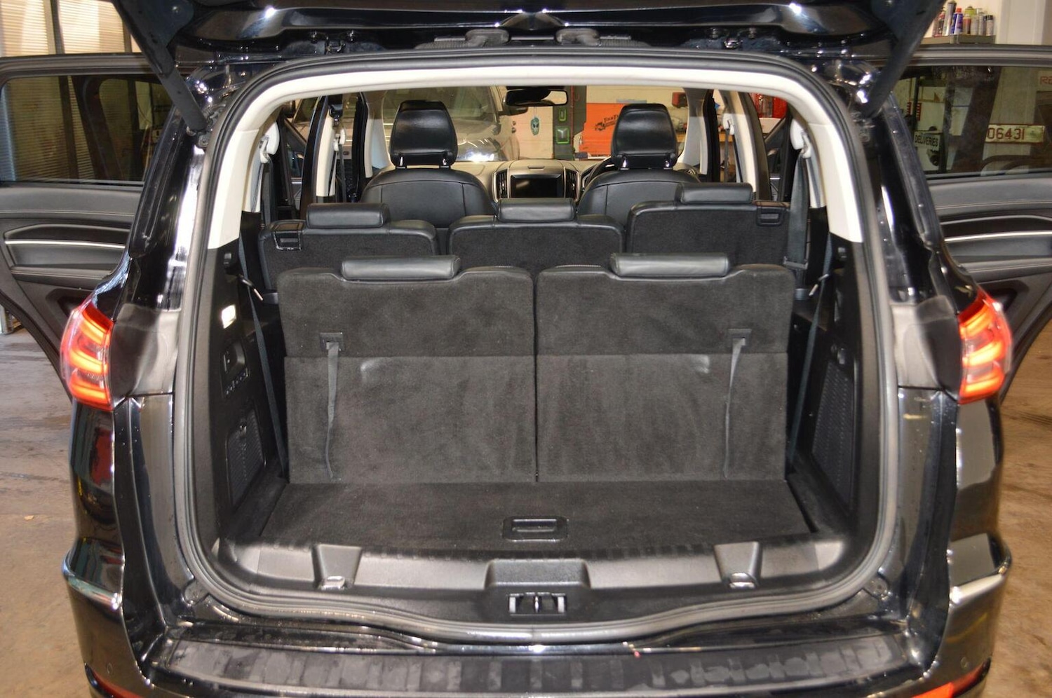 Used Ford S-Max 2017 for sale - 76784956: Photo 31