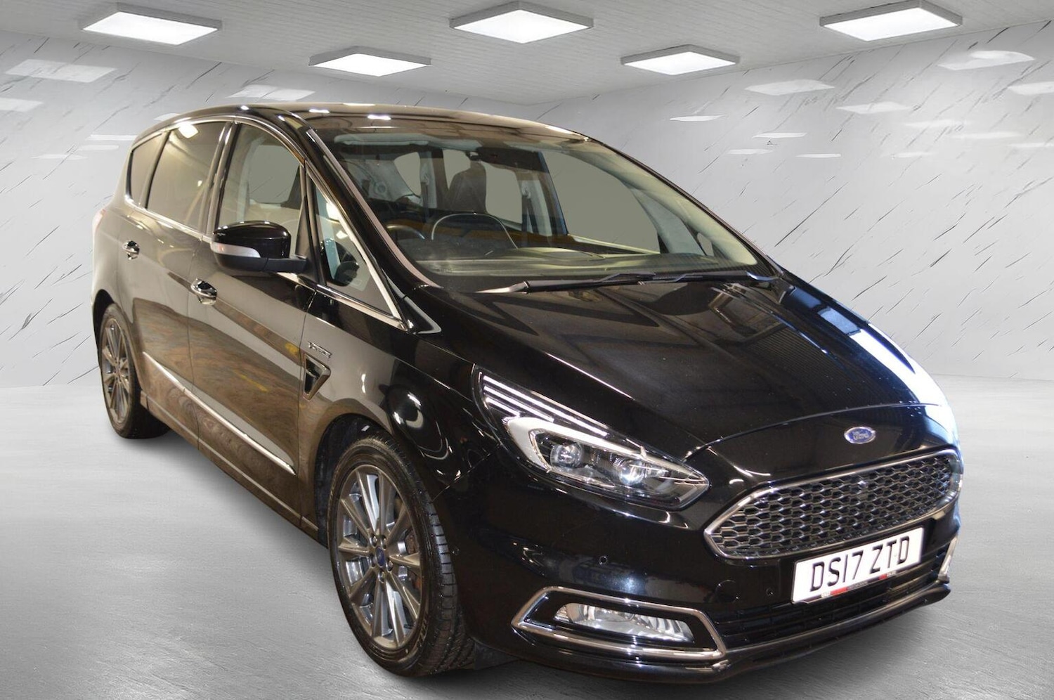 Used Ford S-Max 2017 for sale - 76784956: Photo 4