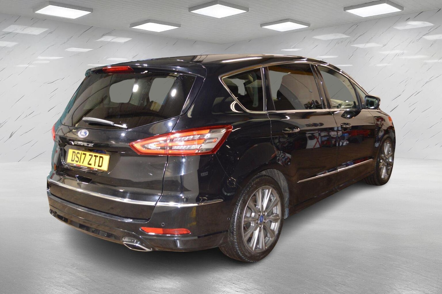 Used Ford S-Max 2017 for sale - 76784956: Photo 8