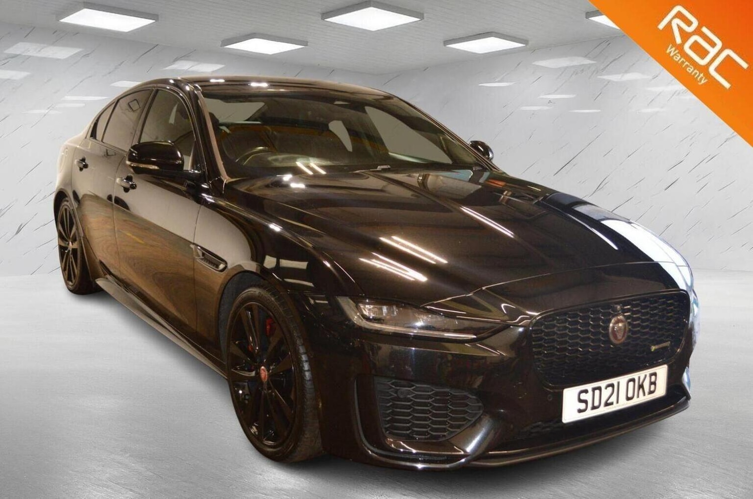 Used Jaguar XE 2021 for sale - 76471260: Photo 1