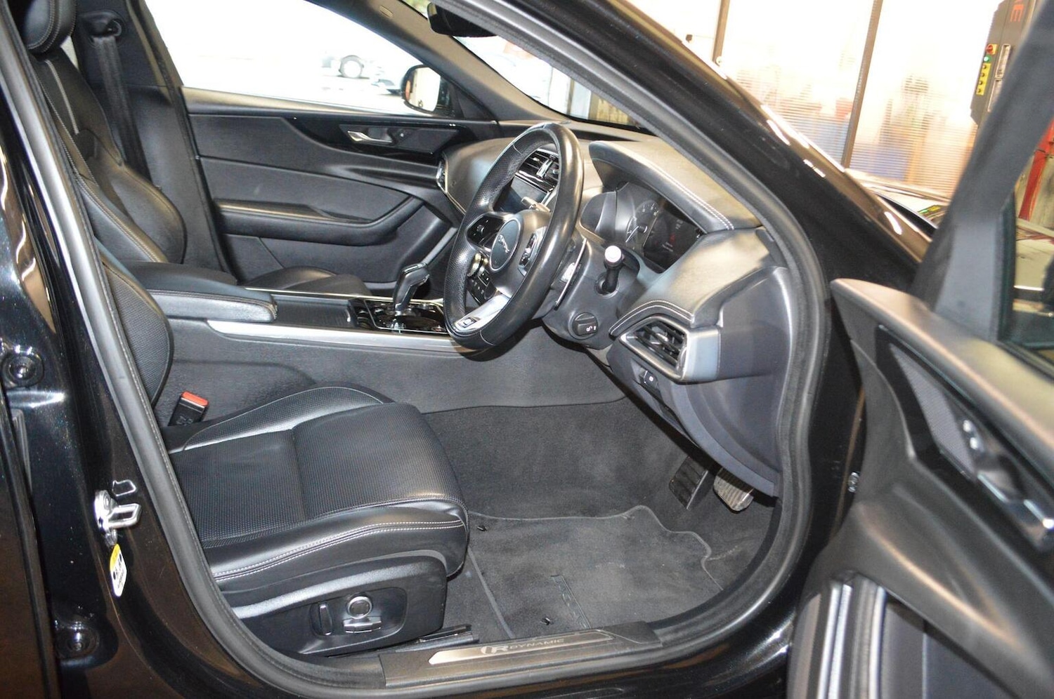 Used Jaguar XE 2021 for sale - 76471260: Photo 35