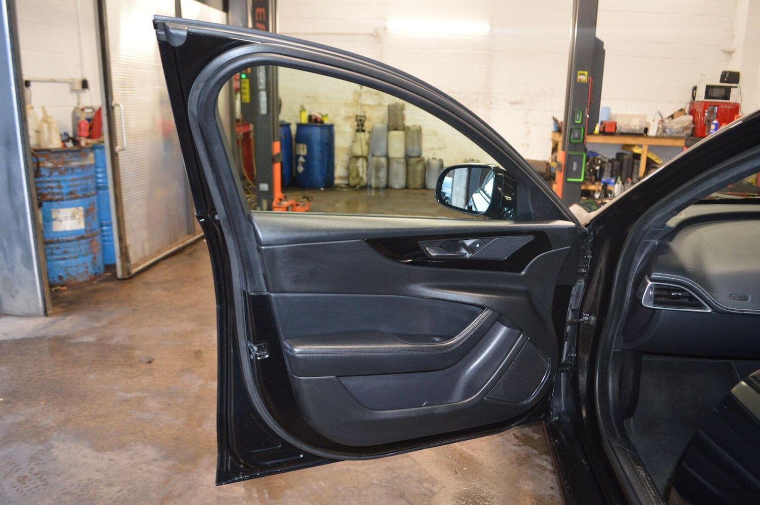 Used Jaguar XE 2021 for sale - 76471260: Photo 37