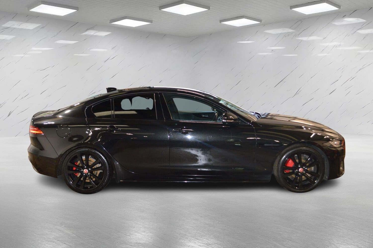 Used Jaguar XE 2021 for sale - 76471260: Photo 7