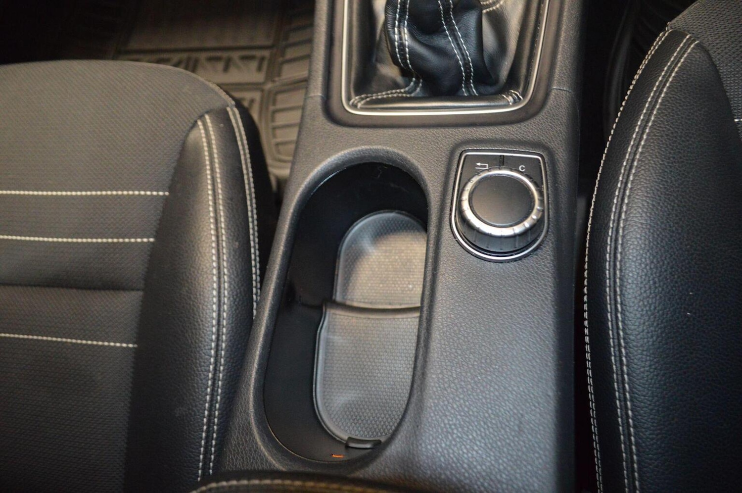 Used Mercedes-Benz A-Class 2015 for sale - 76358235: Photo 38