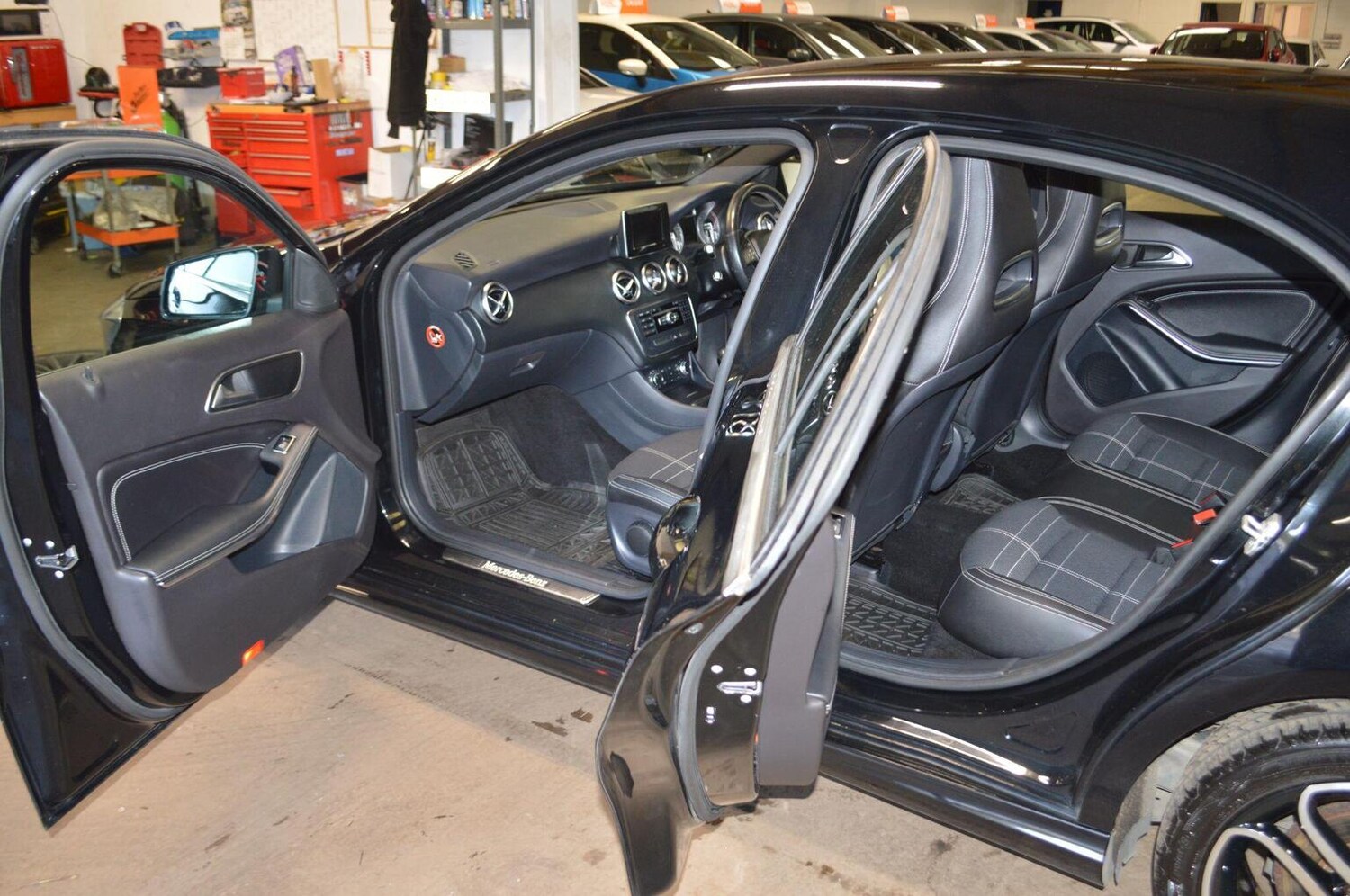 Used Mercedes-Benz A-Class 2015 for sale - 76358235: Photo 50