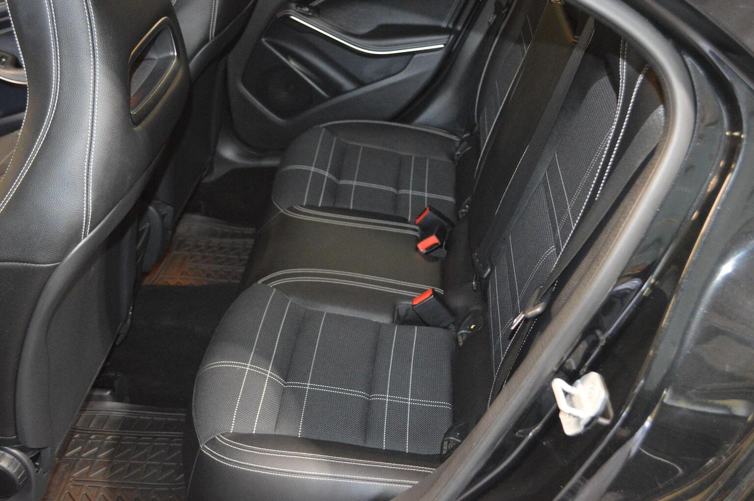 Used Mercedes-Benz A-Class 2015 for sale - 76358235: Photo 52