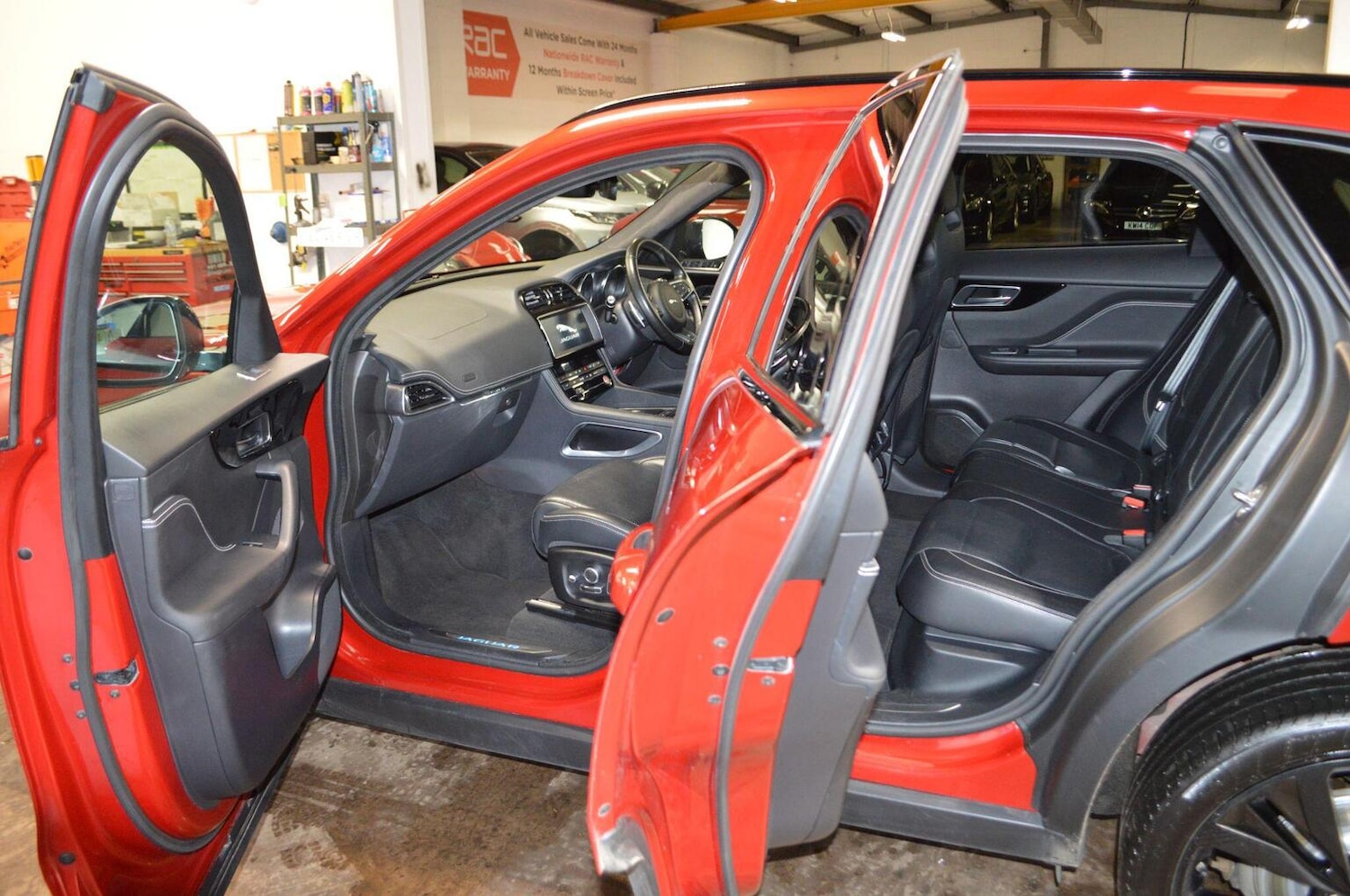 Used Jaguar F-Pace 2020 for sale - 77342680: Photo 31