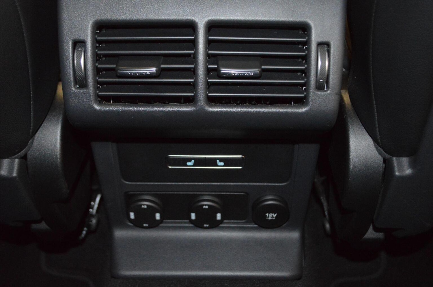 Used Jaguar F-Pace 2020 for sale - 77342680: Photo 33