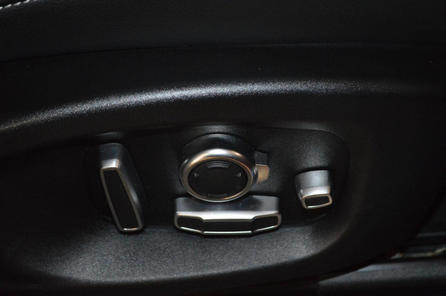 Used Jaguar F-Pace 2020 for sale - 77342680: Photo 38