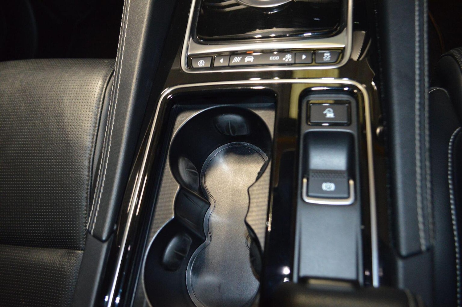 Used Jaguar F-Pace 2020 for sale - 77342680: Photo 44