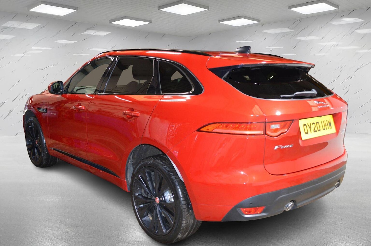 Used Jaguar F-Pace 2020 for sale - 77342680: Photo 6