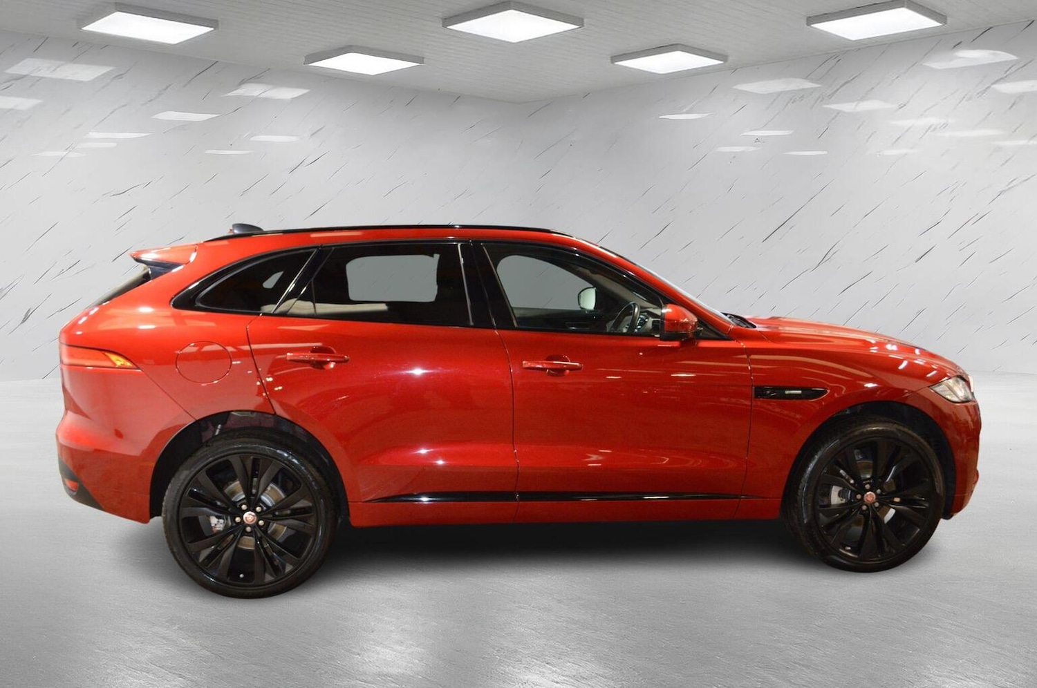 Used Jaguar F-Pace 2020 for sale - 77342680: Photo 9