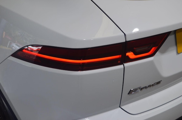Used Jaguar E-Pace 2018 for sale - 76093789: Photo 21
