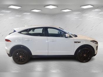 Used Jaguar E-Pace 2018 for sale - 76093789: Photo 4