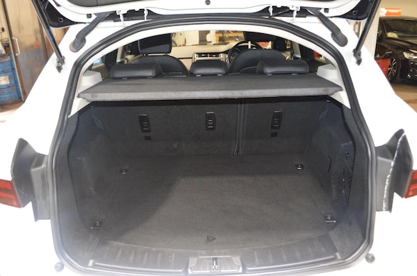 Used Jaguar E-Pace 2018 for sale - 76093789: Photo 56