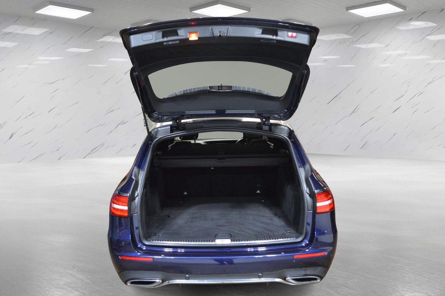 Used Mercedes-Benz E Class 2016 for sale - 76471134: Photo 9