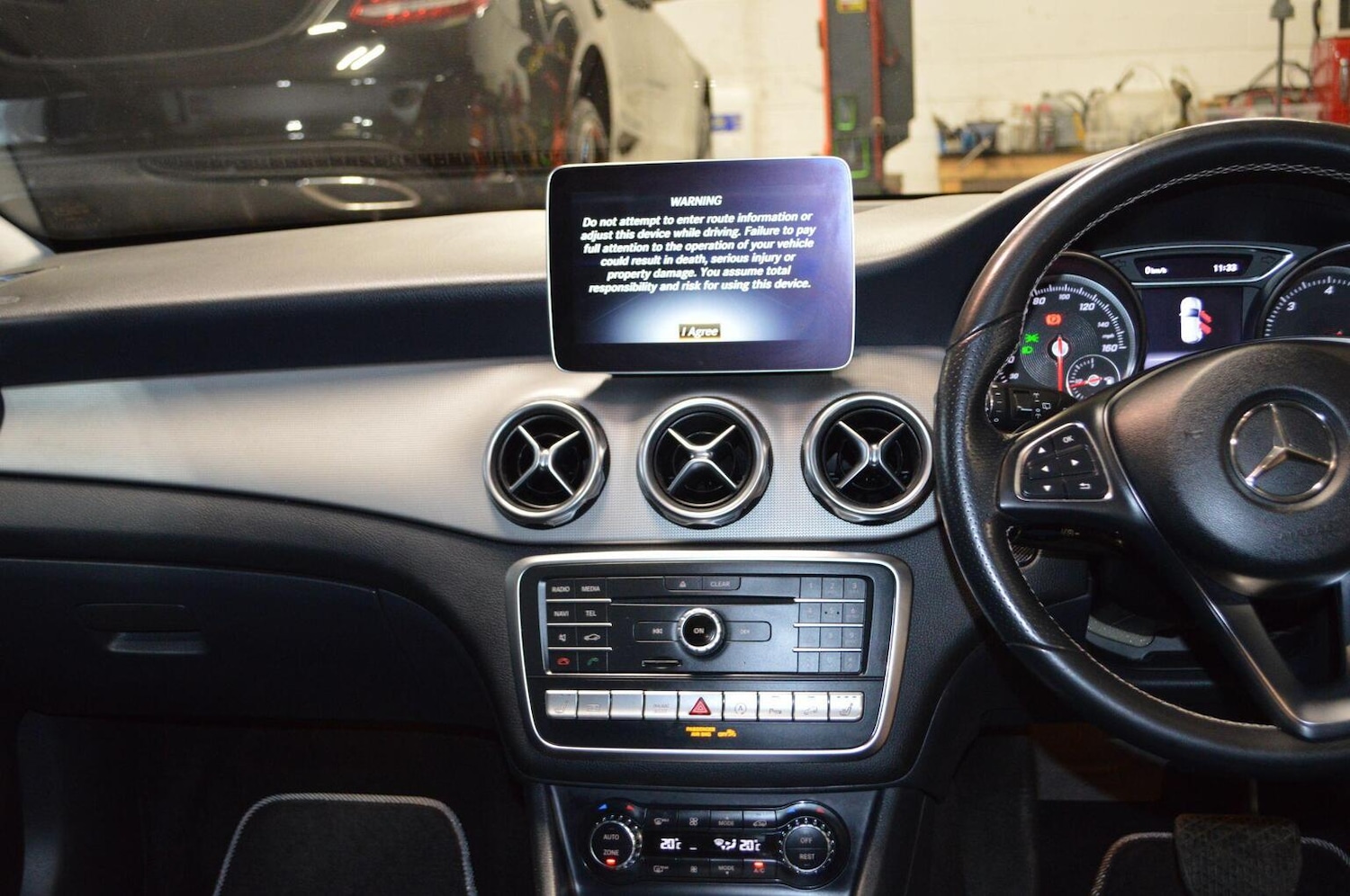 Used Mercedes-Benz GLA 2018 for sale - 77508562: Photo 15