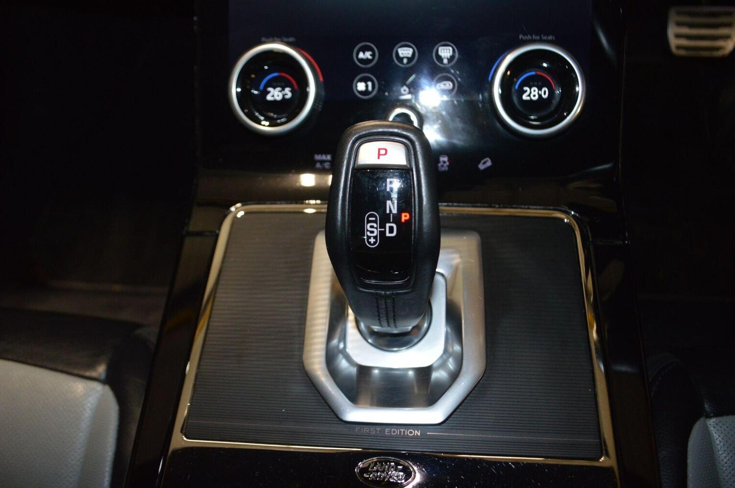 Used Land Rover Range Rover Evoque 2019 for sale - 76896991: Photo 40