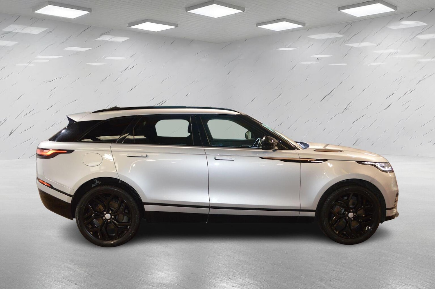 Used Land Rover Range Rover Velar 2022 for sale - 77357307: Photo 12