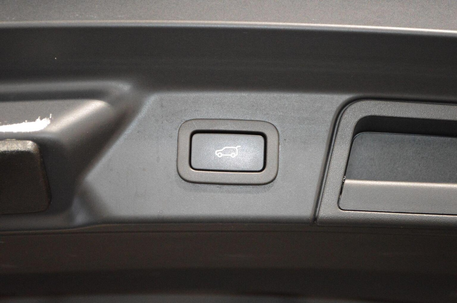 Used Land Rover Range Rover Velar 2022 for sale - 77357307: Photo 25