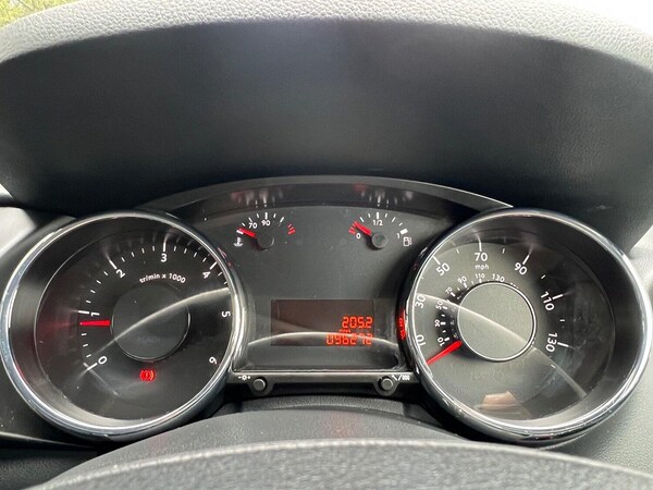 Used Peugeot 3008 2011 for sale - 76305492: Photo 20