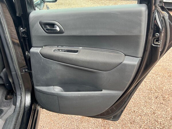 Used Peugeot 3008 2011 for sale - 76305492: Photo 23
