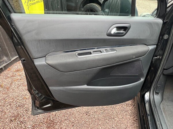 Used Peugeot 3008 2011 for sale - 76305492: Photo 39