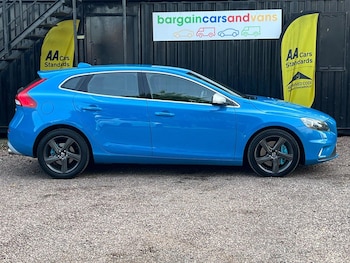 Used Volvo V40 2016 for sale - 76011329: Photo