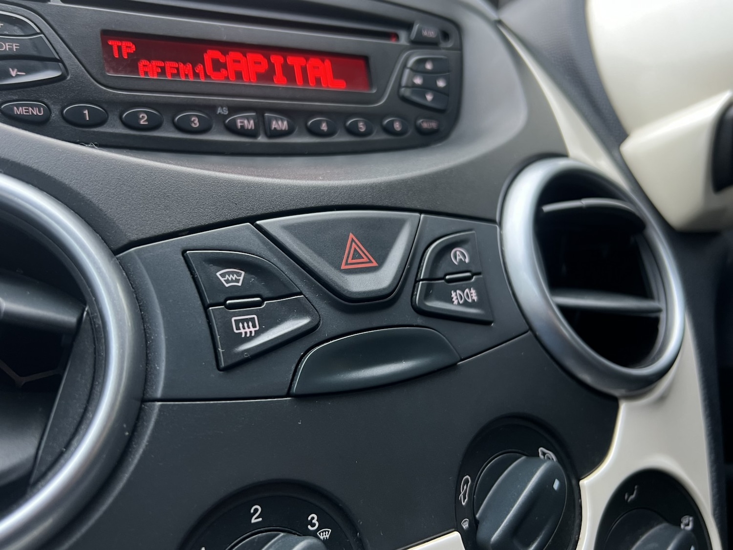 Used Ford Ka 2011 for sale - 76687231: Photo 45