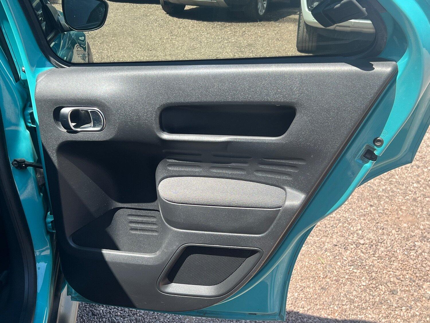 Vehicle 29