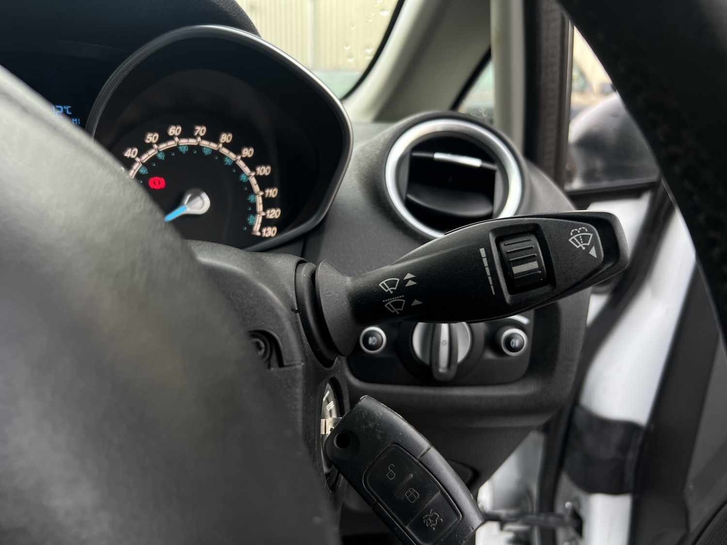 Used Ford Fiesta 2013 for sale - 76605753: Photo 16