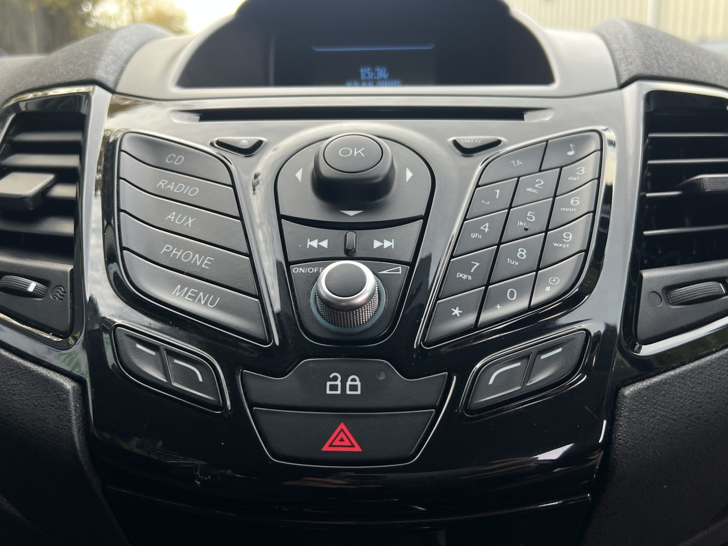 Used Ford Fiesta 2013 for sale - 76605753: Photo 17