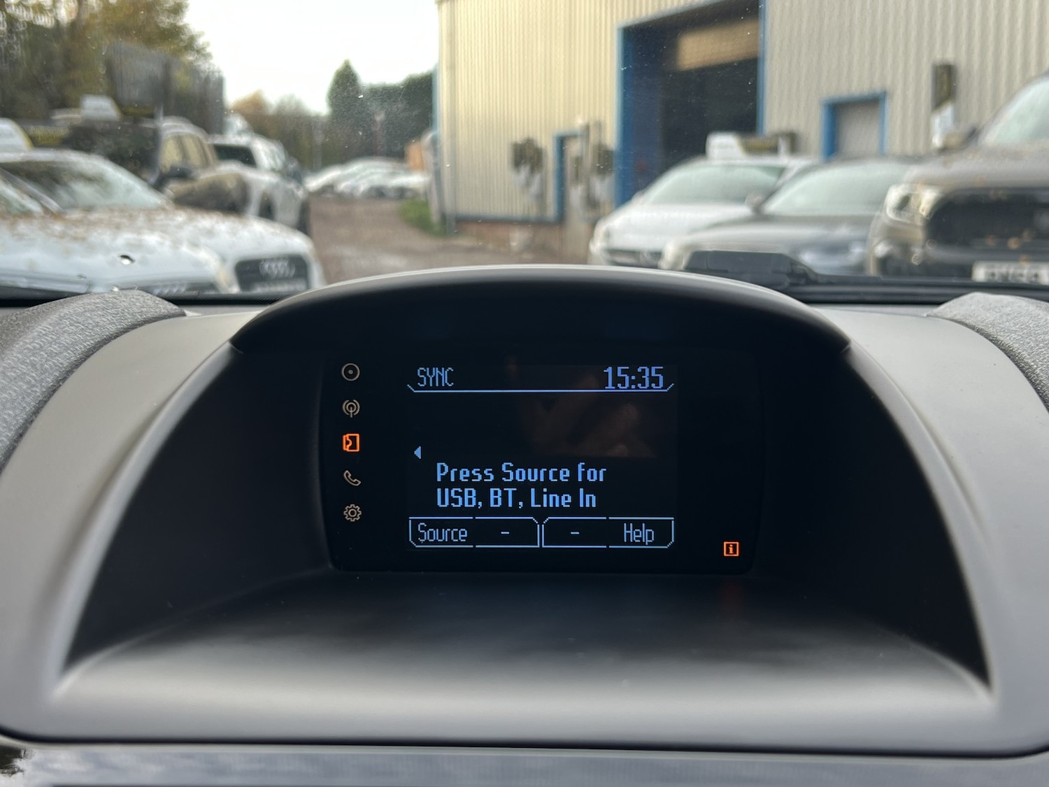 Used Ford Fiesta 2013 for sale - 76605753: Photo 25