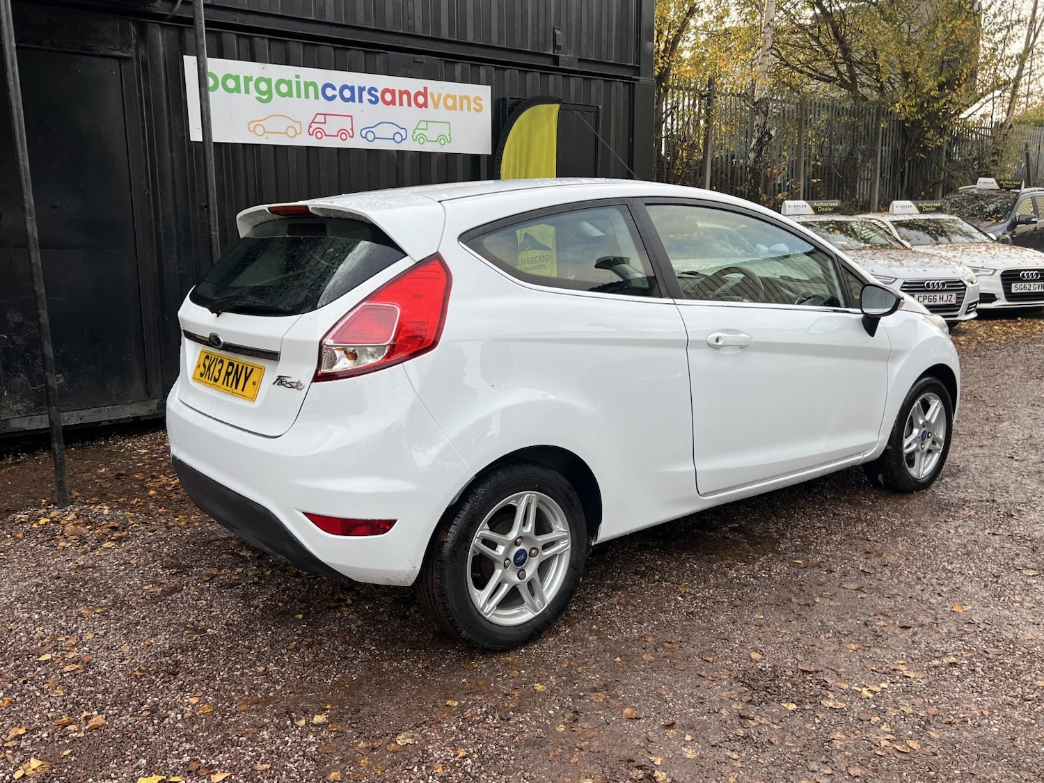 Used Ford Fiesta 2013 for sale - 76605753: Photo 6