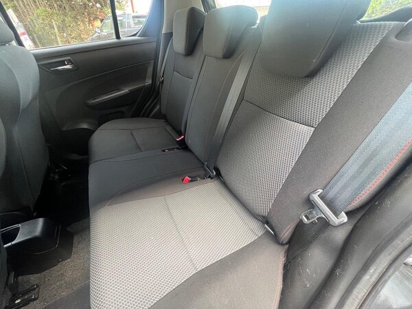 Used Suzuki Swift 2013 for sale - 75561657: Photo 36