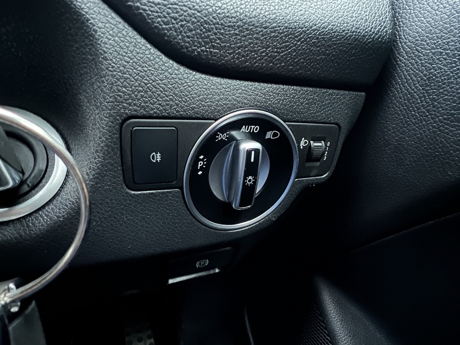 Used Mercedes-Benz GLA 2017 for sale - 76687128: Photo 25