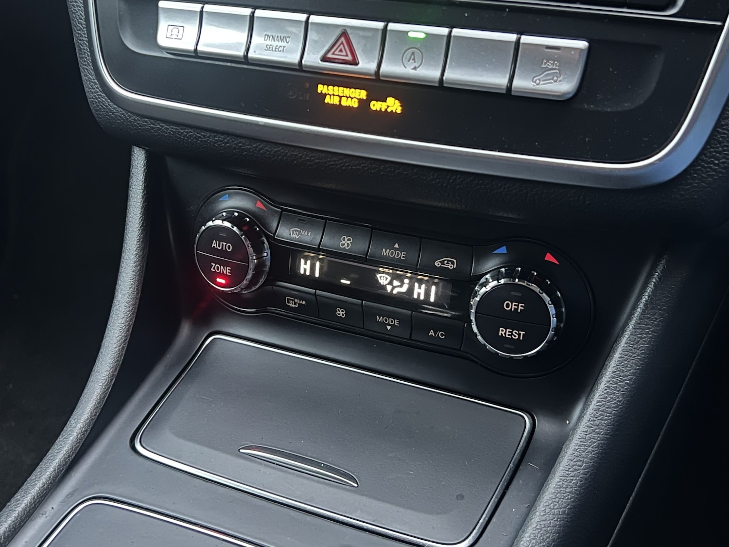 Used Mercedes-Benz GLA 2017 for sale - 76687128: Photo 41