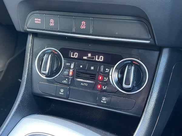 Used Audi Q3 2015 for sale - 76164545: Photo 24