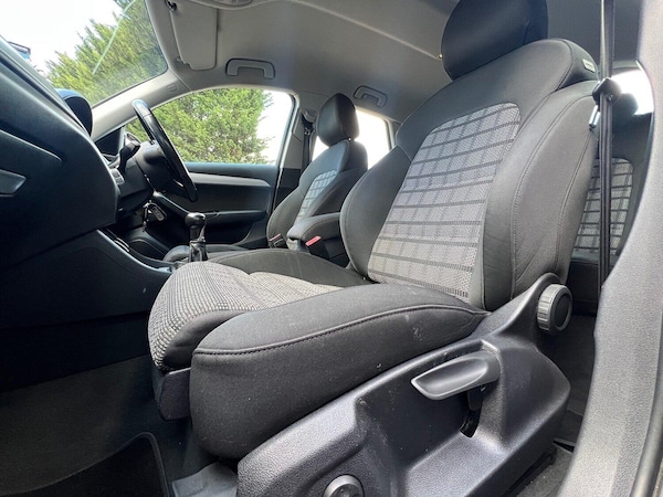 Used Audi Q3 2015 for sale - 76164545: Photo 42