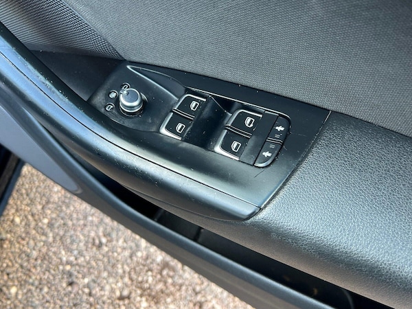 Used Audi Q3 2015 for sale - 76164545: Photo 8