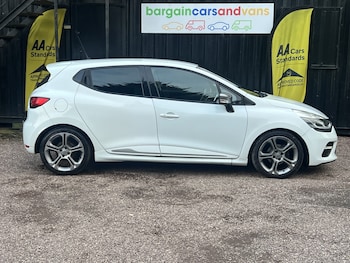 Used Renault Clio 2015 for sale - 76225322: Photo