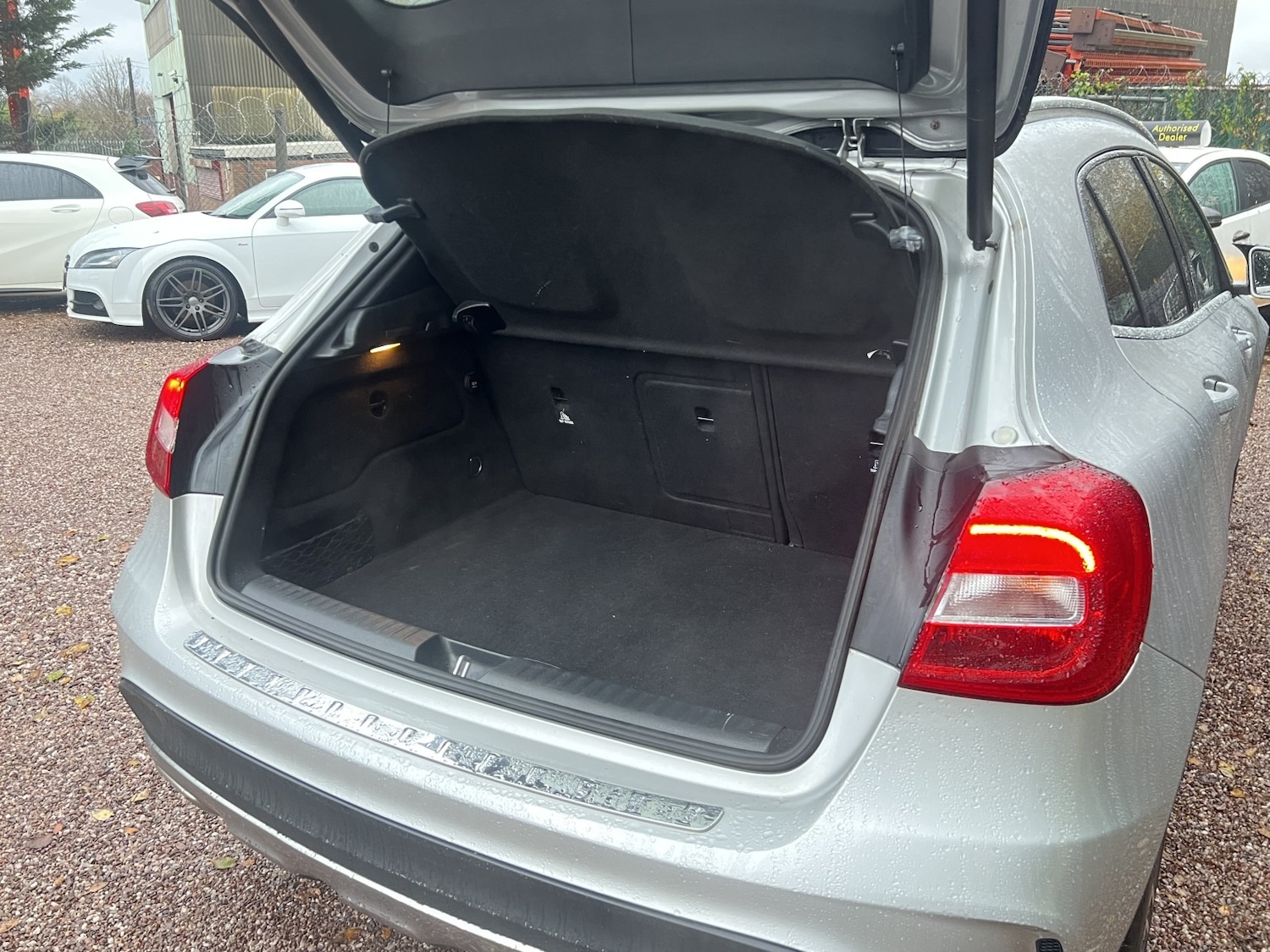 Used Mercedes-Benz GLA 2017 for sale - 76769817: Photo 46