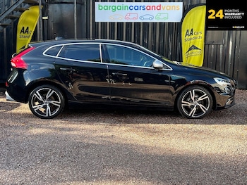 Used Volvo V40 2016 for sale - 75948287: Photo