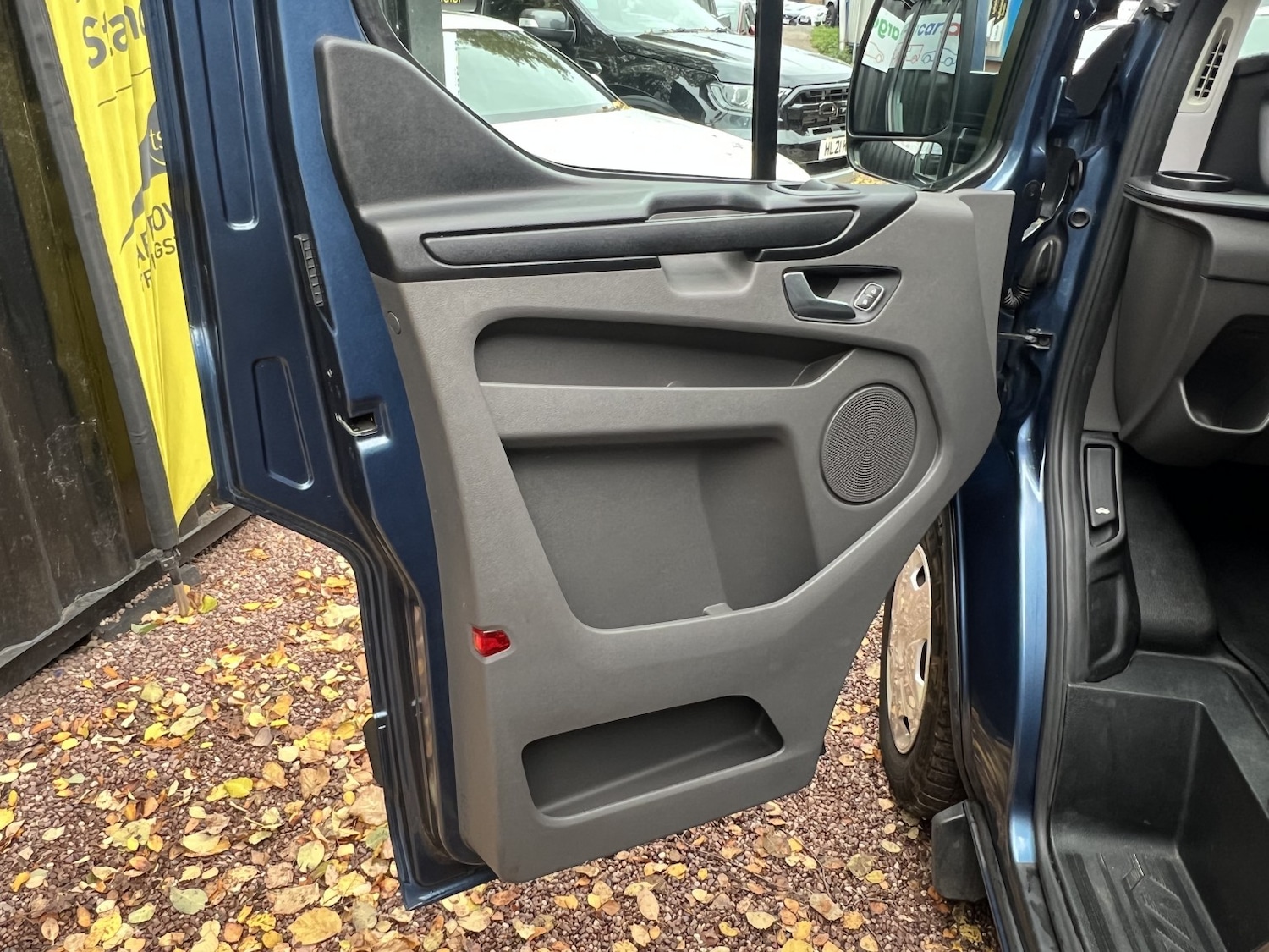 Used Ford Transit Custom 2018 for sale - 76471221: Photo 24