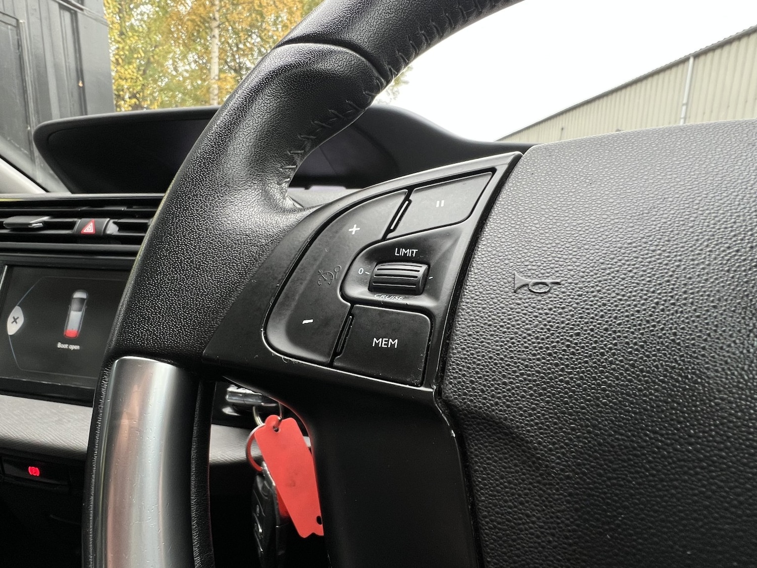 Used Citroen C4 Grand Picasso 2015 for sale - 76482915: Photo 14